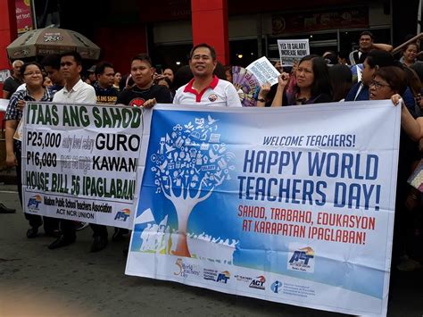 DepEd explains delay in teachers’ bonus payout .
